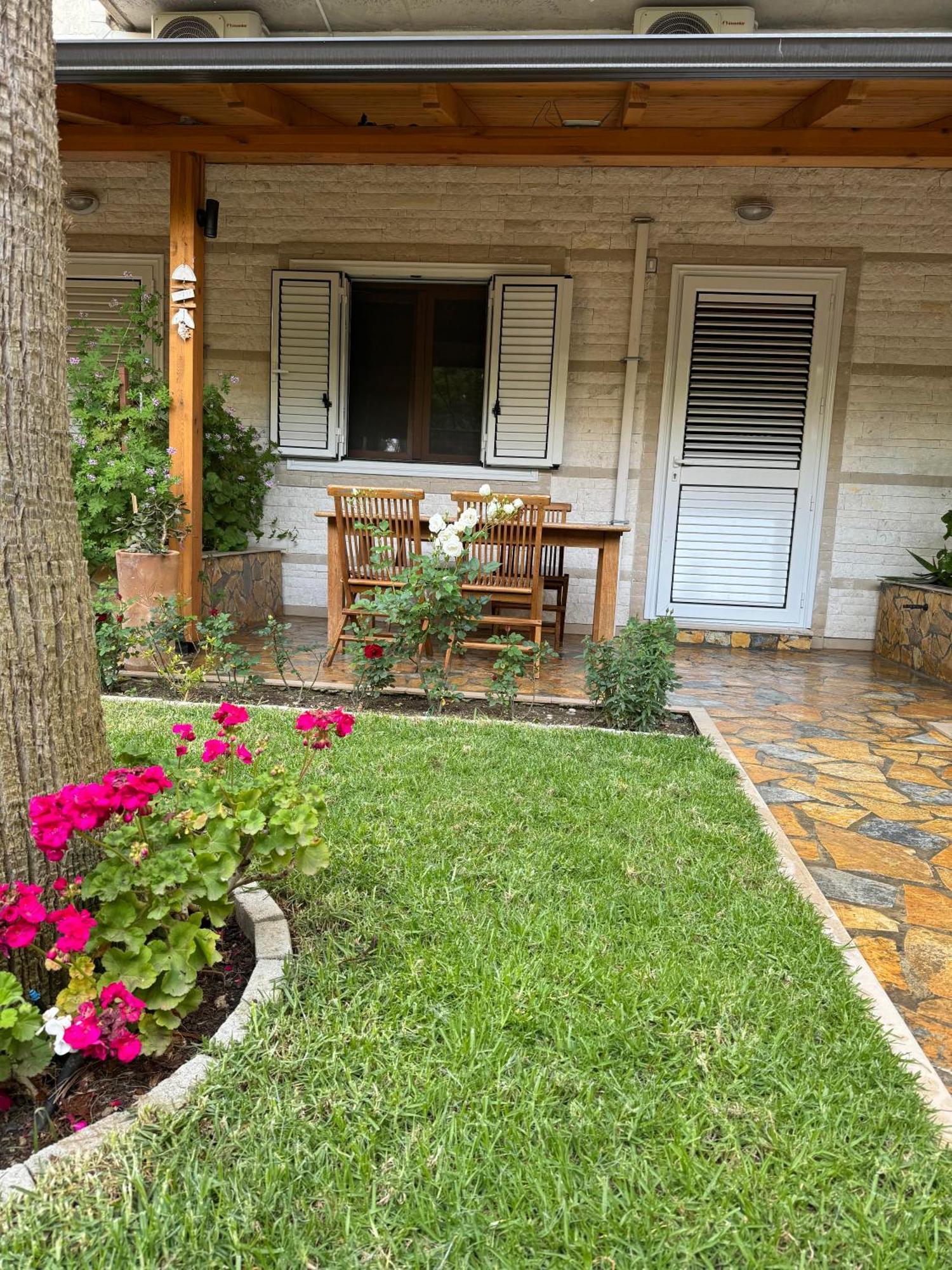 Guest Room Angolo Toscano Vlore Luaran gambar